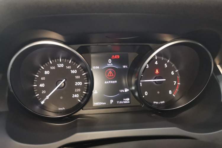 Used Land Rover Range Evoque 2018 240PS PURE Style Edition Instrument Cluster