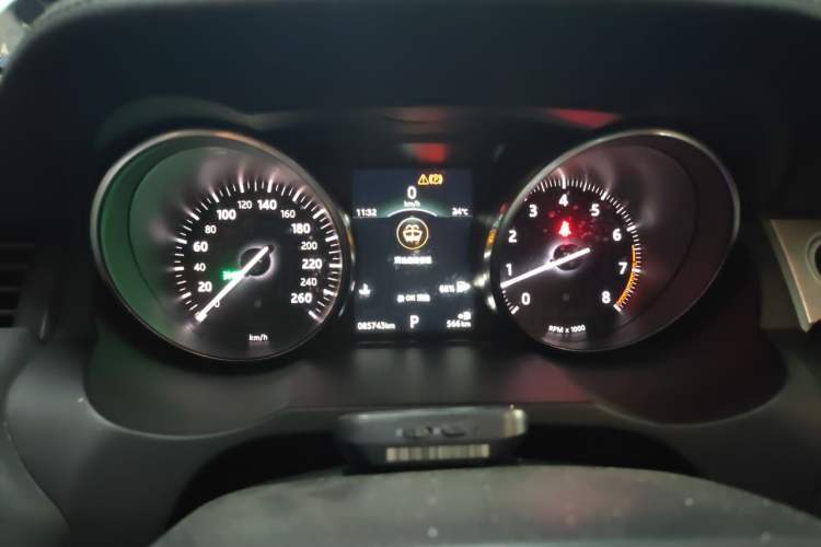 Used Land Rover Range Evoque 2018 240 PS SE Smart Brilliance Edition Instrument Cluster