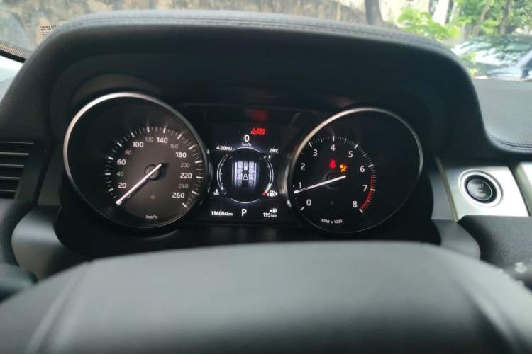 Used Land Rover Range Evoque 2018 240PS PURE Style Edition Instrument Cluster