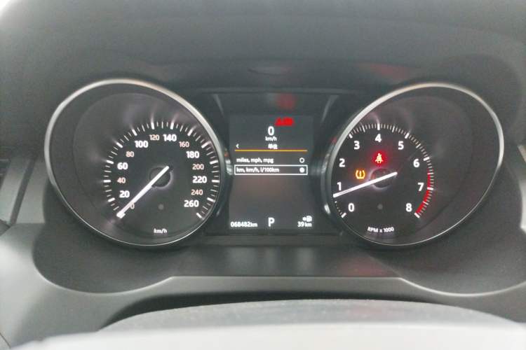 Used Land Rover Range Evoque 2018 240 PS SE Smart Brilliance Edition Instrument Cluster