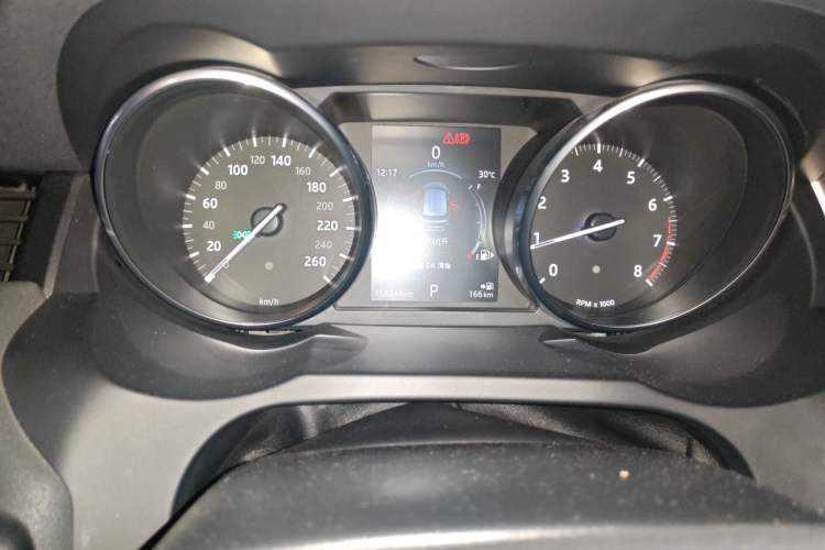 Used Land Rover Range Evoque 2018 240 PS SE Smart Brilliance Edition Instrument Cluster