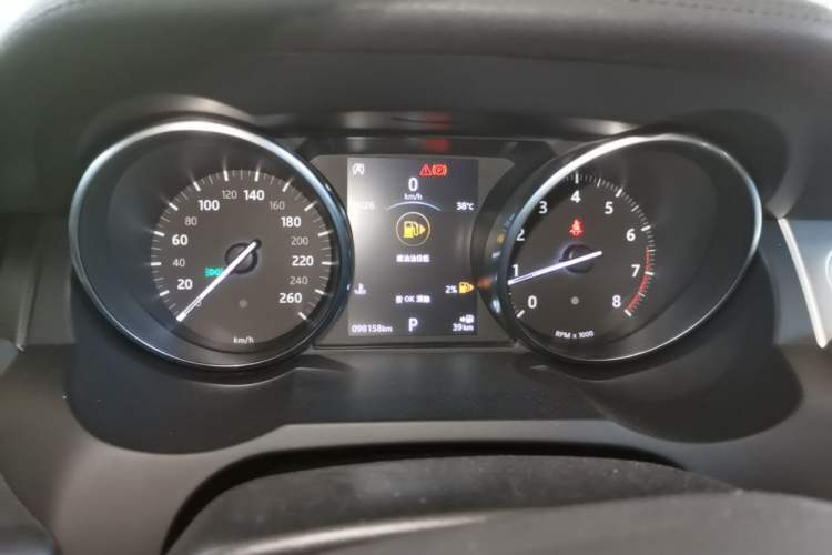 Used Land Rover Range Evoque 2018 240 PS SE Smart Brilliance Edition Instrument Cluster