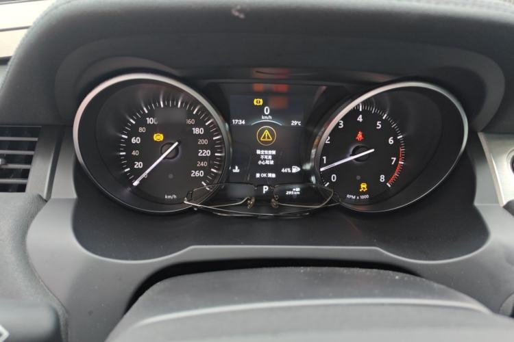 Used Land Rover Range Evoque 2018 240PS PURE Style Edition Instrument Cluster