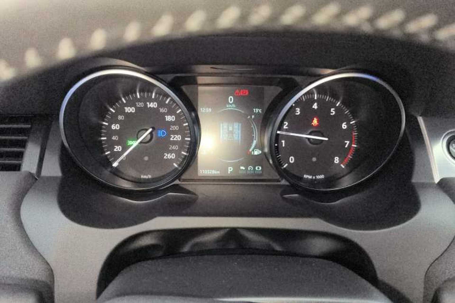 Used Land Rover Range Evoque 2018 240 PS SE Smart Brilliance Edition Instrument Cluster