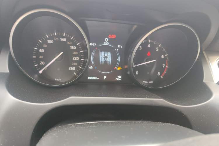 Used Land Rover Range Evoque 2018 240 PS SE Smart Brilliance Edition Instrument Cluster