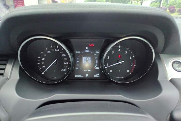 Used Land Rover Range Evoque 2018 240 PS SE DYNAMIC Smart Edition Instrument Cluster