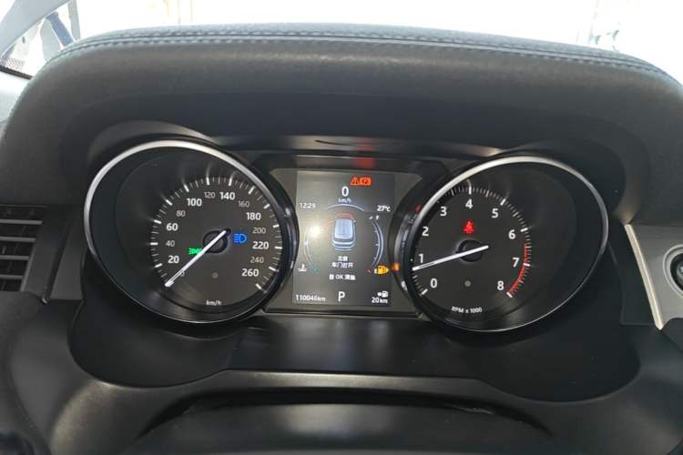 Used Land Rover Range Evoque 2018 240PS PURE Style Edition Instrument Cluster