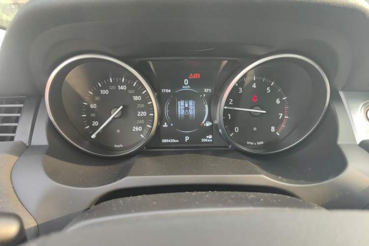 Used Land Rover Range Evoque 2018 240PS PURE Style Edition Instrument Cluster