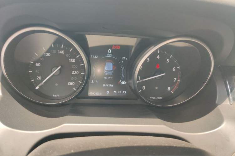 Used Land Rover Range Evoque 2018 240 PS SE Smart Brilliance Edition Instrument Cluster