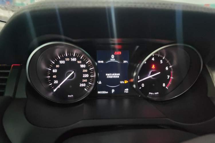 Used Land Rover Range Evoque 2018 240PS PURE Style Edition Instrument Cluster