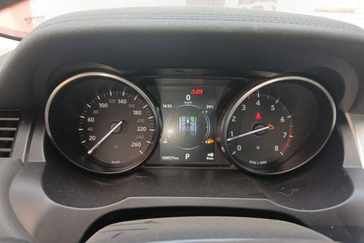 Used Land Rover Range Evoque 2018 240 PS SE Smart Brilliance Edition Instrument Cluster