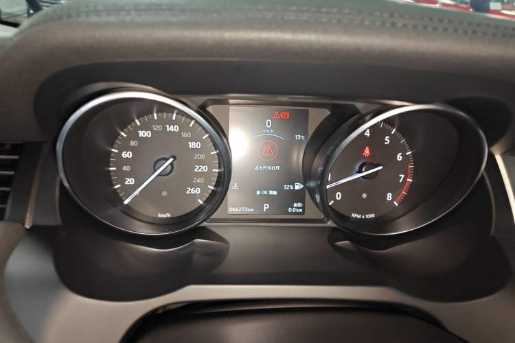 Used Land Rover Range Evoque 2018 240 PS SE Smart Brilliance Edition Instrument Cluster