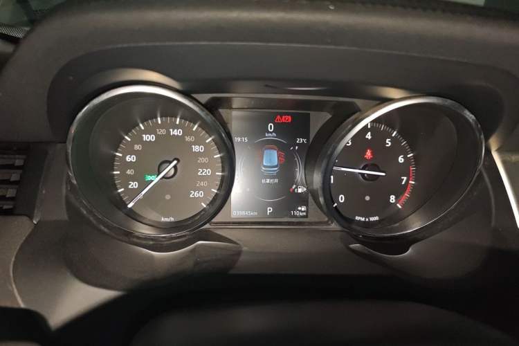 Used Land Rover Range Evoque 2018 240 PS SE Smart Brilliance Edition Instrument Cluster