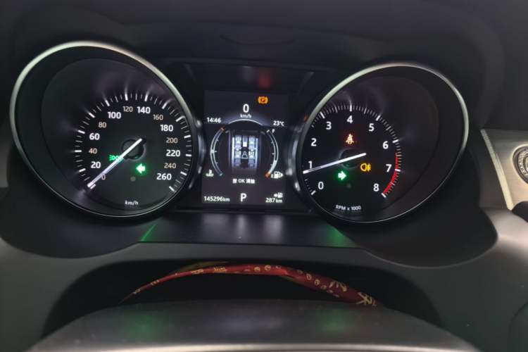 Used Land Rover Range Evoque 2018 240 PS SE Smart Brilliance Edition Instrument Cluster