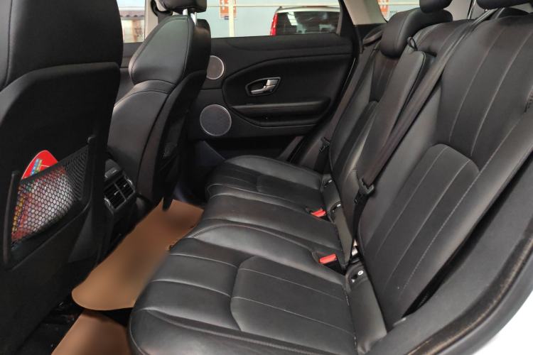 Used Land Rover Range Evoque 2018 240 PS SE Smart Brilliance Edition Interior 4