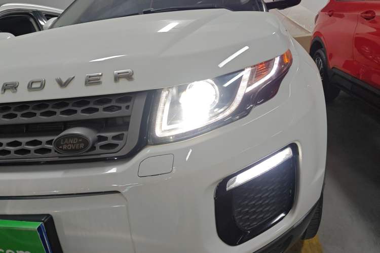 Used Land Rover Range Evoque 2018 240PS PURE Style Edition Left Front Headlight