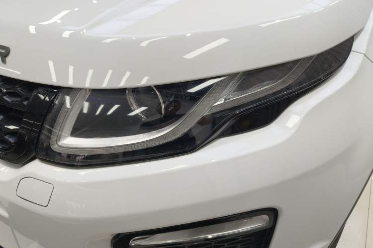 Used Land Rover Range Evoque 2018 240 PS SE DYNAMIC Smart Edition Left Front Headlight