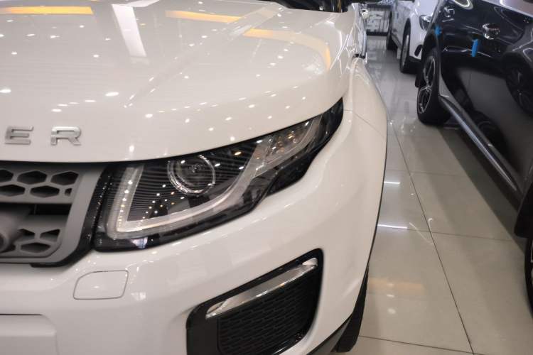 Used Land Rover Range Evoque 2018 240PS PURE Style Edition Left Front Headlight