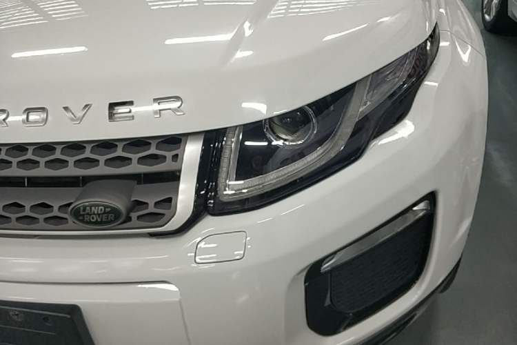 Used Land Rover Range Evoque 2018 240 PS SE Smart Brilliance Edition Left Front Headlight