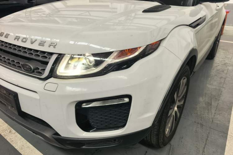 Used Land Rover Range Evoque 2018 240 PS SE Smart Brilliance Edition Left Front Headlight