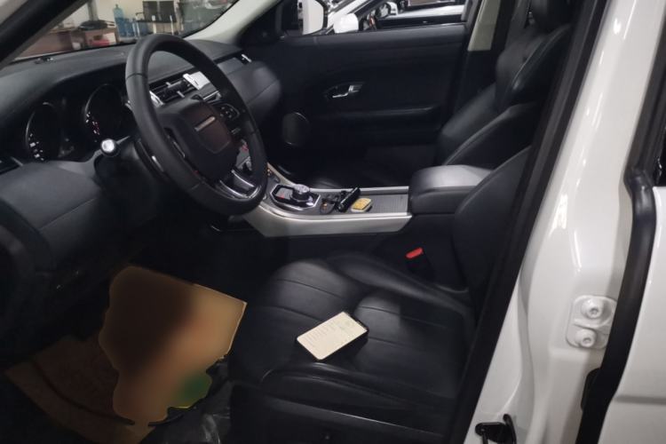 Used Land Rover Range Evoque 2018 240PS PURE Style Edition Left Front Seat