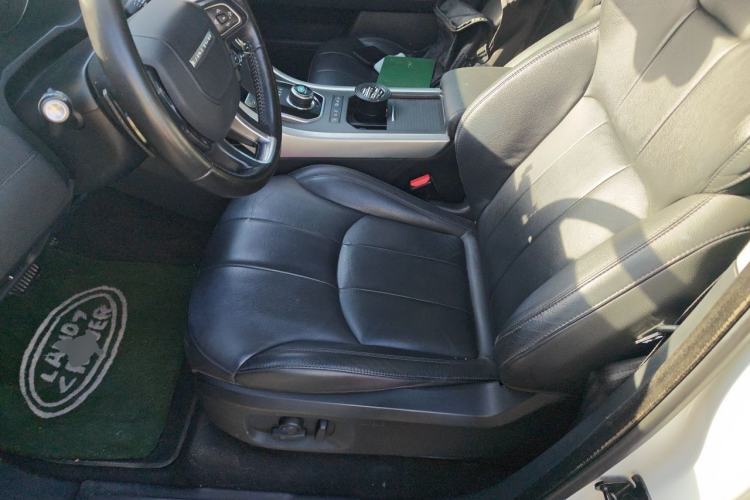 Used Land Rover Range Evoque 2018 240 PS SE Smart Brilliance Edition Left Front Seat