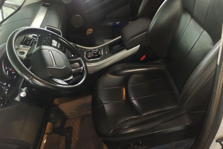 Used Land Rover Range Evoque 2018 240 PS SE Smart Brilliance Edition Left Front Seat