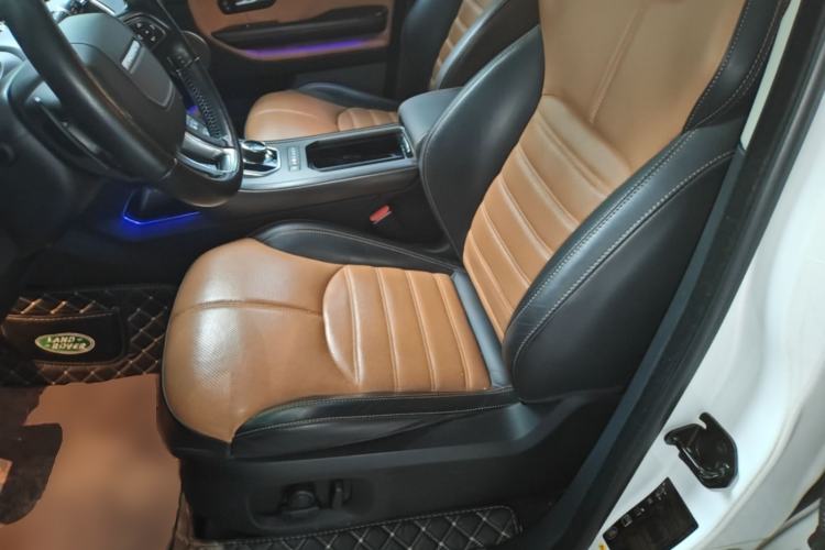 Used Land Rover Range Evoque 2018 240 PS HSE DYNAMIC All-Wheel Drive Edition Left Front Seat