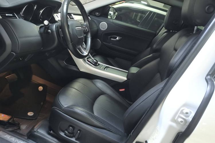 Used Land Rover Range Evoque 2018 240 PS SE Smart Brilliance Edition Left Front Seat