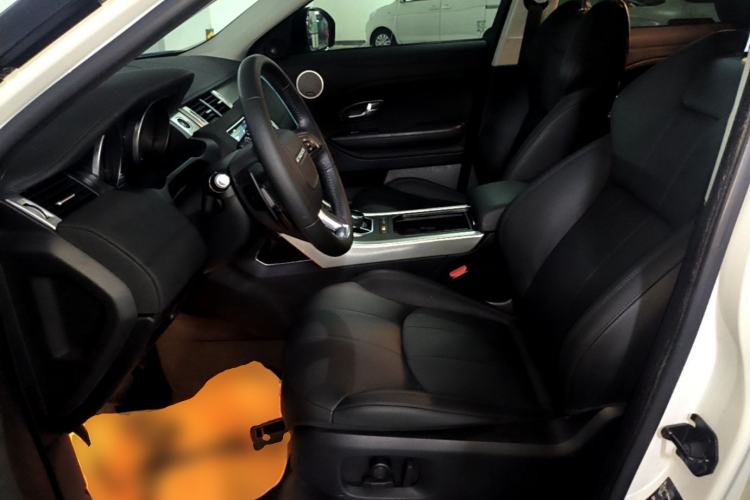 Used Land Rover Range Evoque 2018 240 PS SE Smart Brilliance Edition Left Front Seat