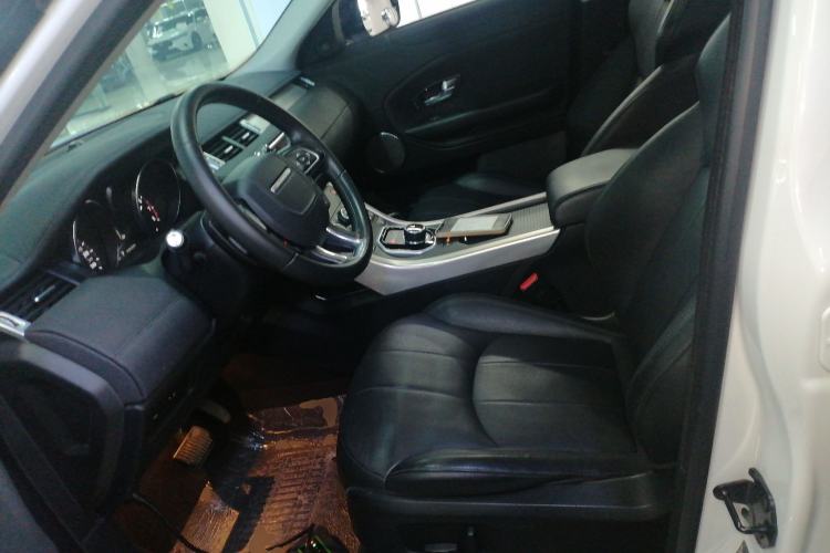 Used Land Rover Range Evoque 2018 240PS PURE Style Edition Left Front Seat