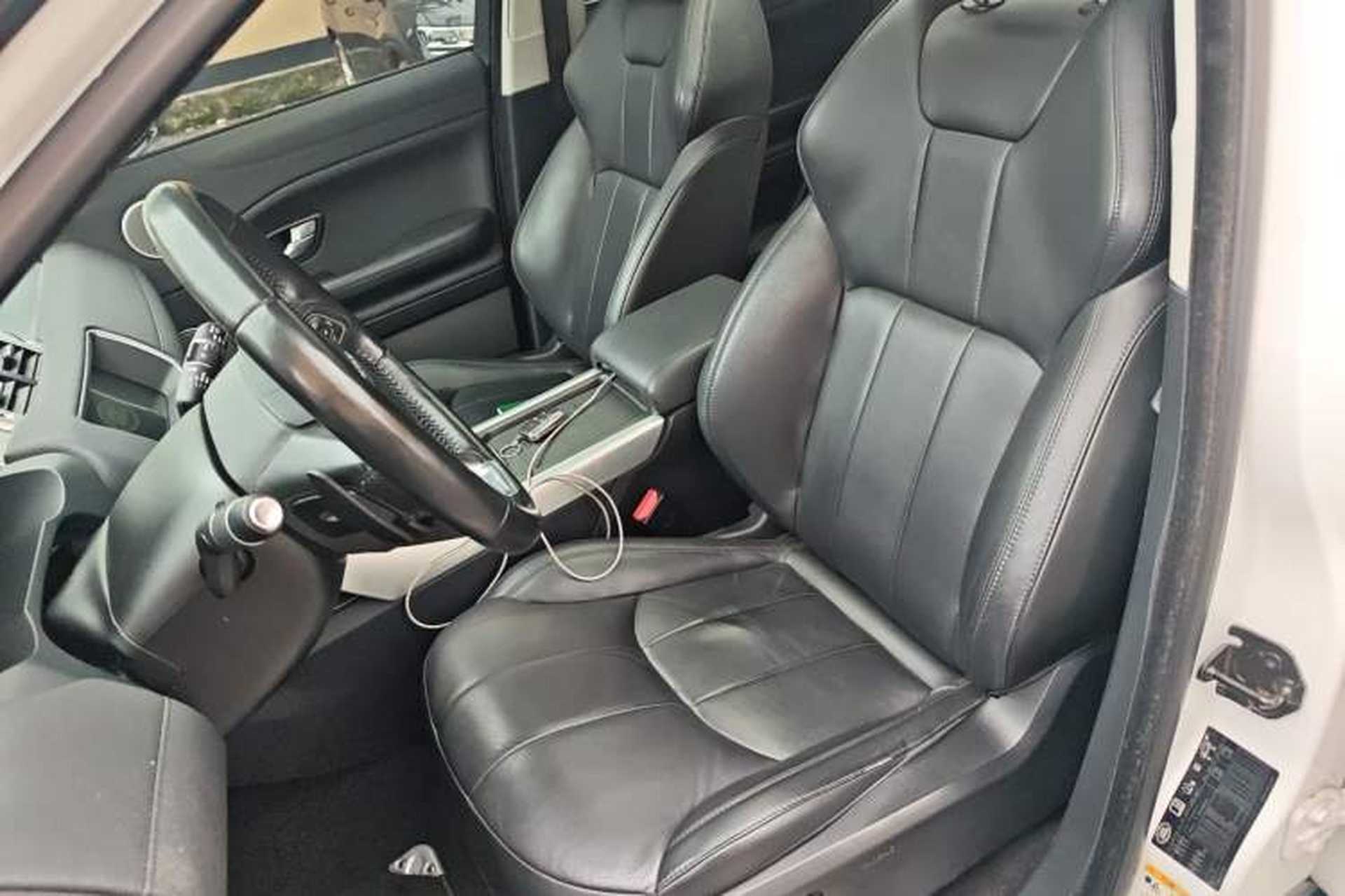 Used Land Rover Range Evoque 2018 240 PS Dream Lotus Lake Blue Limited Edition Left Front Seat