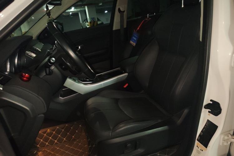 Used Land Rover Range Evoque 2018 240 PS SE Smart Brilliance Edition Left Front Seat