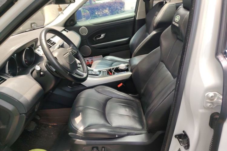 Used Land Rover Range Evoque 2018 240 PS SE Smart Brilliance Edition Left Front Seat