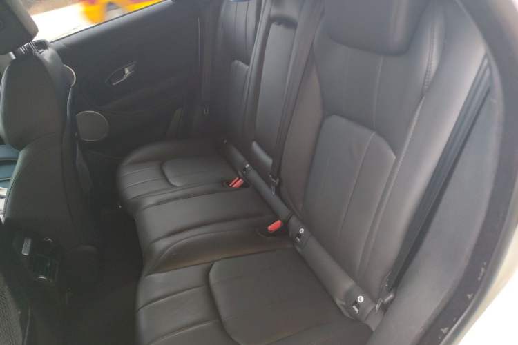 Used Land Rover Range Evoque 2018 240PS PURE Style Edition Left Rear Seat