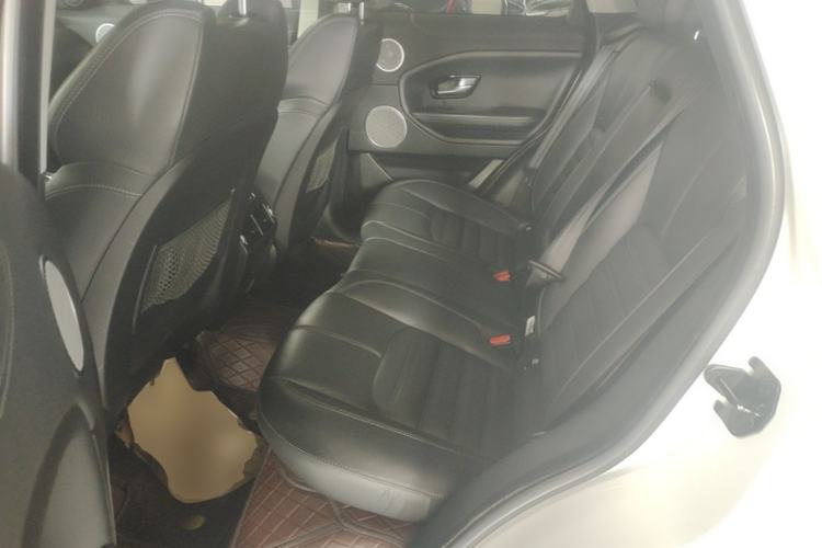 Used Land Rover Range Evoque 2018 240 PS HSE DYNAMIC All-Wheel Drive Edition Left Rear Seat