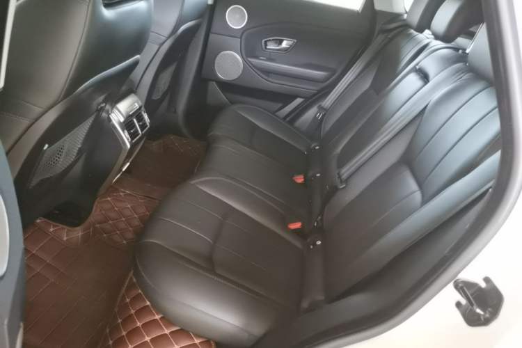 Used Land Rover Range Evoque 2018 240 PS SE Smart Brilliance Edition Left Rear Seat