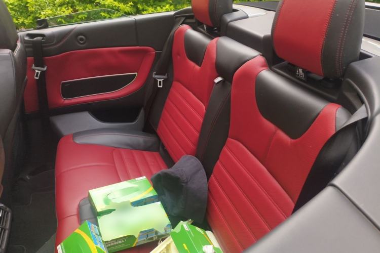 Used Land Rover Range Evoque 2018 240 PS HSE DYNAMIC Convertible Left Rear Seat