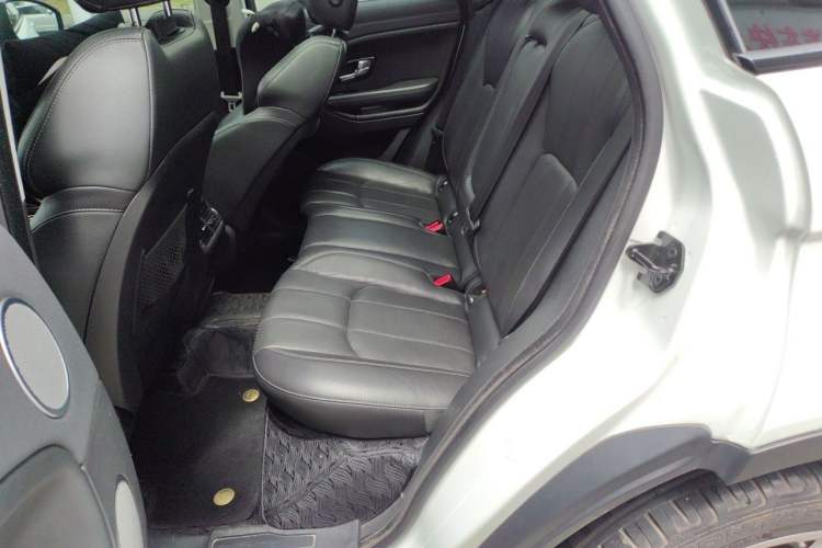 Used Land Rover Range Evoque 2018 240 PS SE DYNAMIC Smart Edition Left Rear Seat