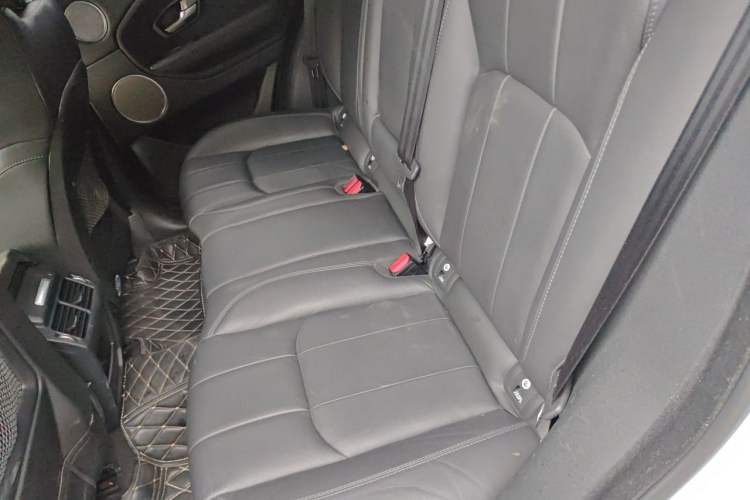 Used Land Rover Range Evoque 2018 240 PS SE Smart Brilliance Edition Left Rear Seat