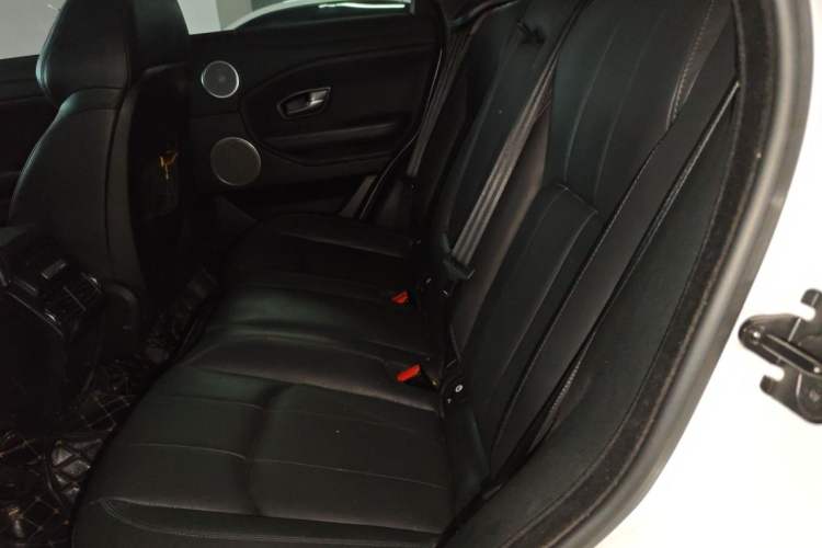 Used Land Rover Range Evoque 2018 240 PS SE Smart Brilliance Edition Left Rear Seat