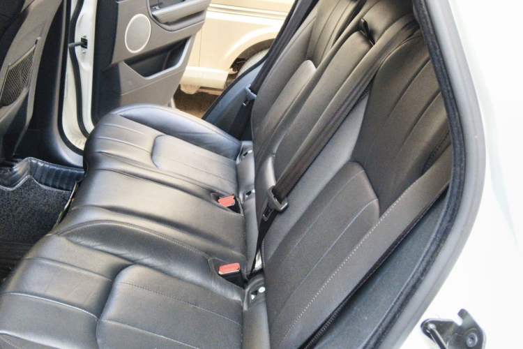 Used Land Rover Range Evoque 2018 240 PS SE Smart Brilliance Edition Left Rear Seat