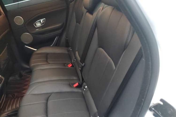 Used Land Rover Range Evoque 2018 240 PS SE Smart Brilliance Edition Left Rear Seat