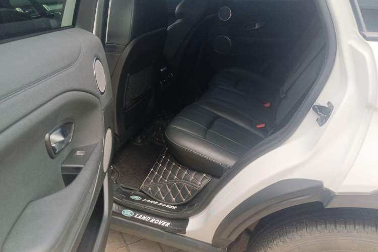 Used Land Rover Range Evoque 2018 240 PS SE Smart Brilliance Edition Left Rear Seat