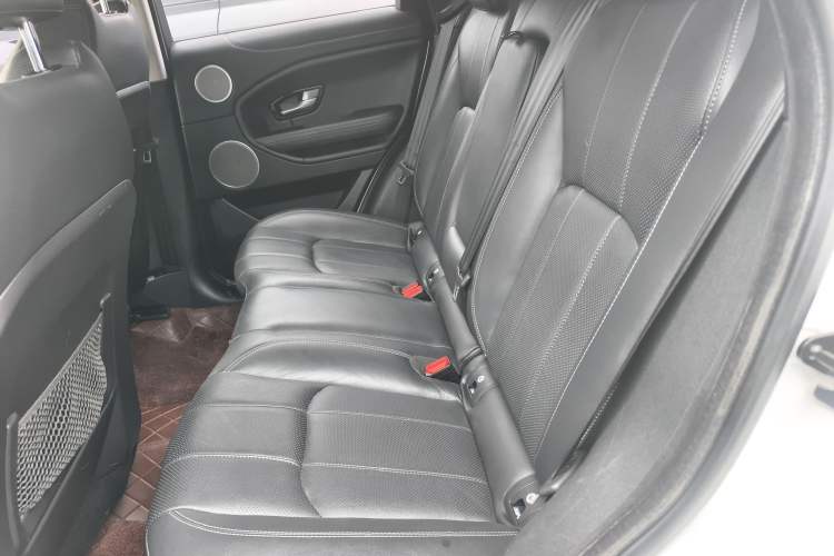 Used Land Rover Range Evoque 2018 240 PS SE DYNAMIC Smart Edition Left Rear Seat
