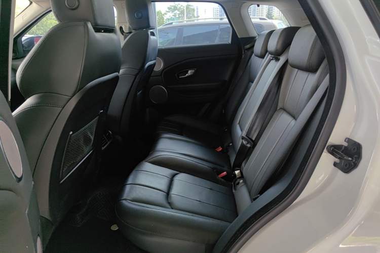 Used Land Rover Range Evoque 2018 240 PS SE Smart Brilliance Edition Left Rear Seat