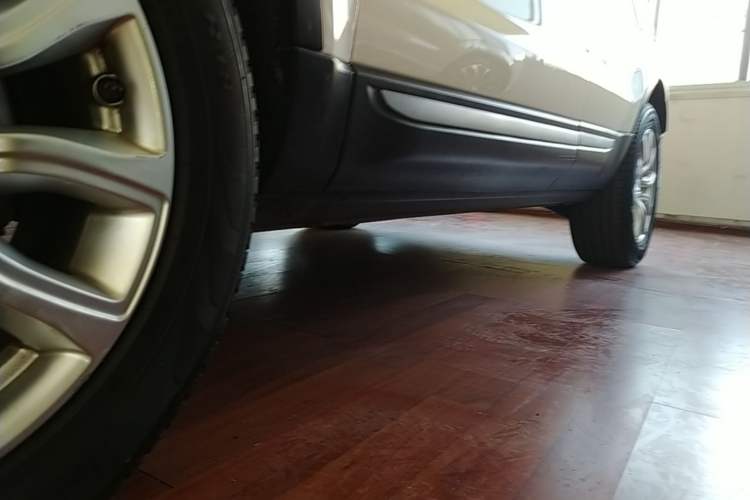 Used Land Rover Range Evoque 2018 240PS PURE Style Edition Left Side Sill