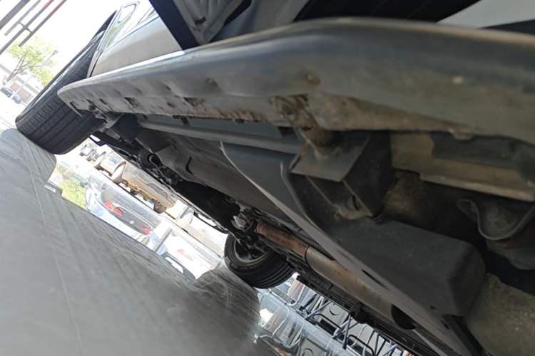 Used Land Rover Range Evoque 2018 240PS PURE Style Edition Left Side Sill