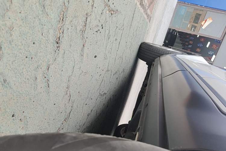 Used Land Rover Range Evoque 2018 240 PS SE Smart Brilliance Edition Left Side Sill