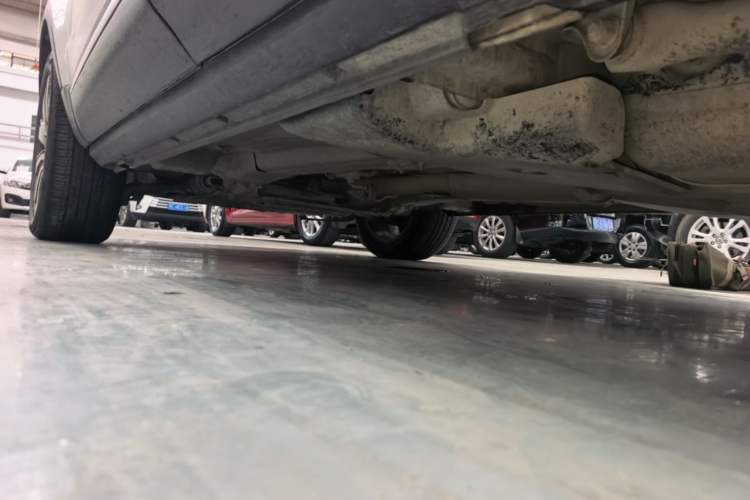 Used Land Rover Range Evoque 2018 240 PS SE Smart Brilliance Edition Left Side Sill